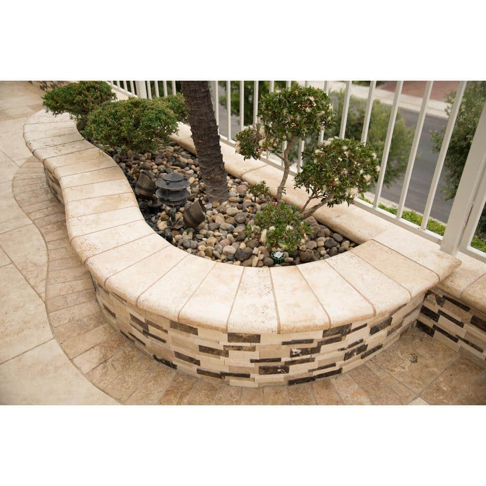 MSI Mixed Polished Landscape Pebbles, 1–2 in, 0.5 cu. ft. per 40 lb Bag (Pallet of 55 Bags)