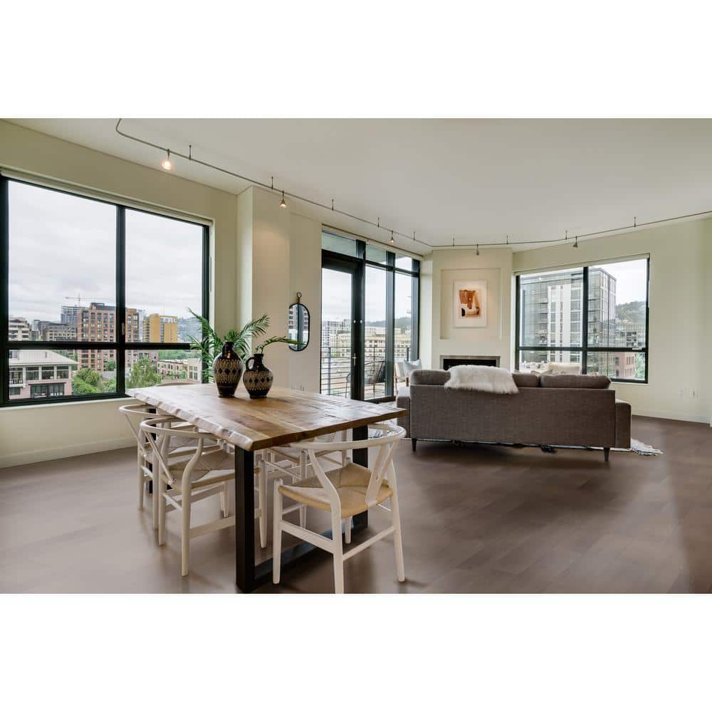 DIP Design Is Personal Mt St Helens Oak 10 mm T x 7.75 in. W Laminate Wood Flooring (20.4 sq. ft./8 planks)