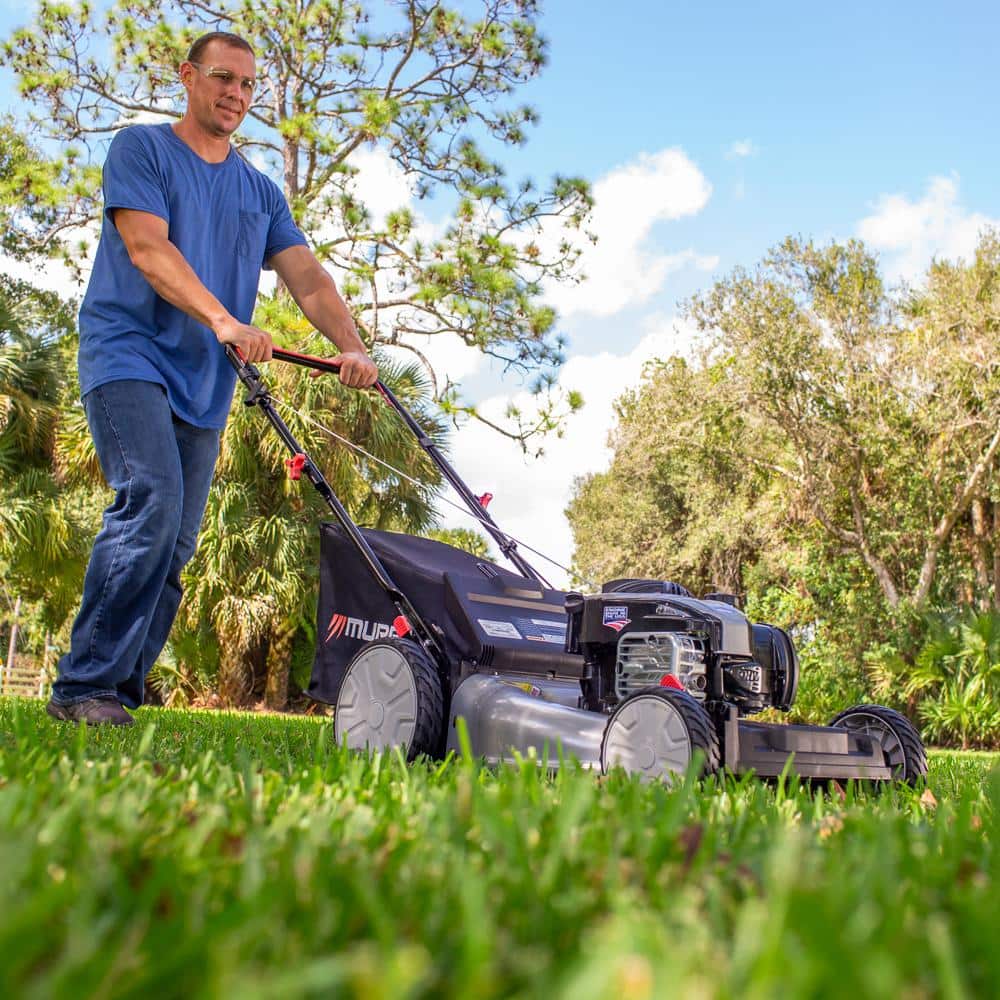 Murray 21 in. 140 cc Briggs and Stratton Walk Behind Gas Push Lawn Mower with Height Adjustment and with Mulch Bag