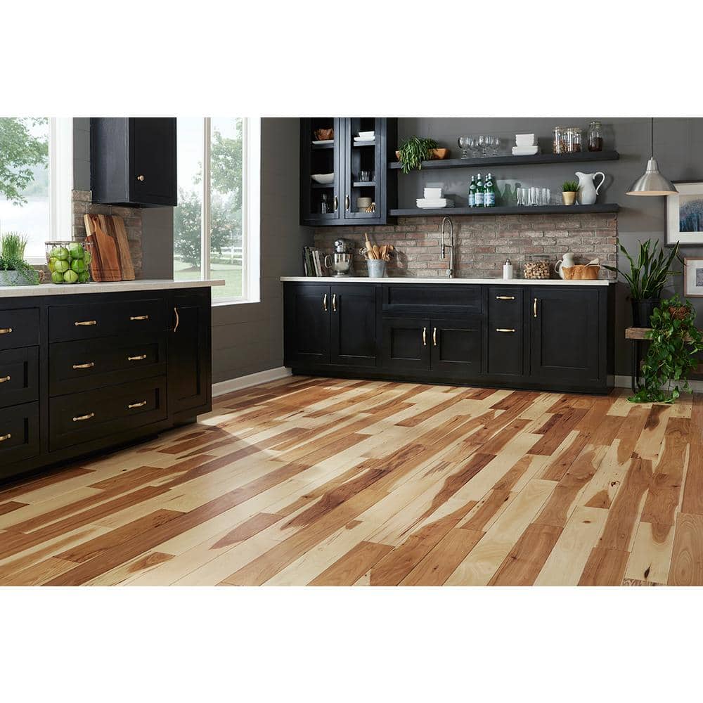 Blue Ridge Hardwood Flooring Natural Hickory 3/4 in. T x 2-1/4 in. W Smooth Solid Hardwood Flooring (24 sq.ft./case)
