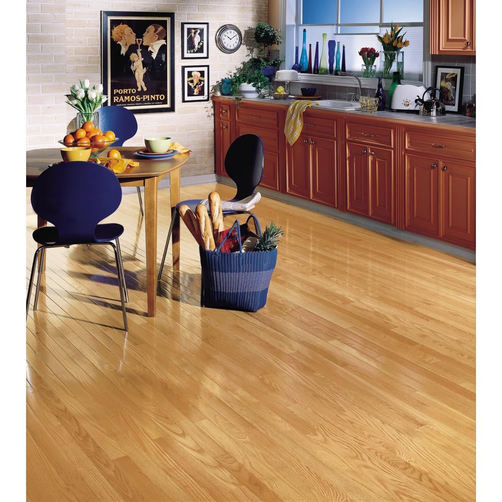Bruce American Originals Natural Oak 3/4 in. T x 5 in. W Smooth Solid Hardwood Flooring (23.5 sq.ft./ctn)