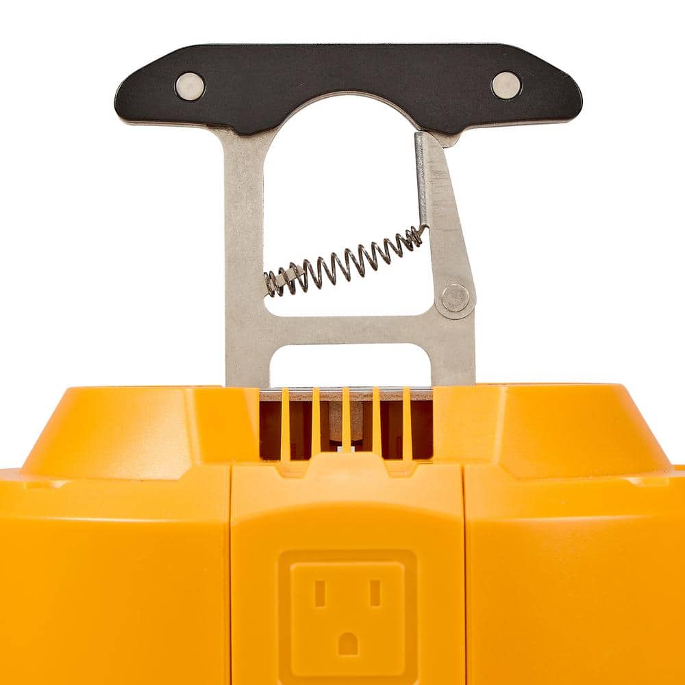 Maxxima High Bay Temporary LED Work Light, Linkable, 100-Watt 12,000 Lumens 5000K Daylight