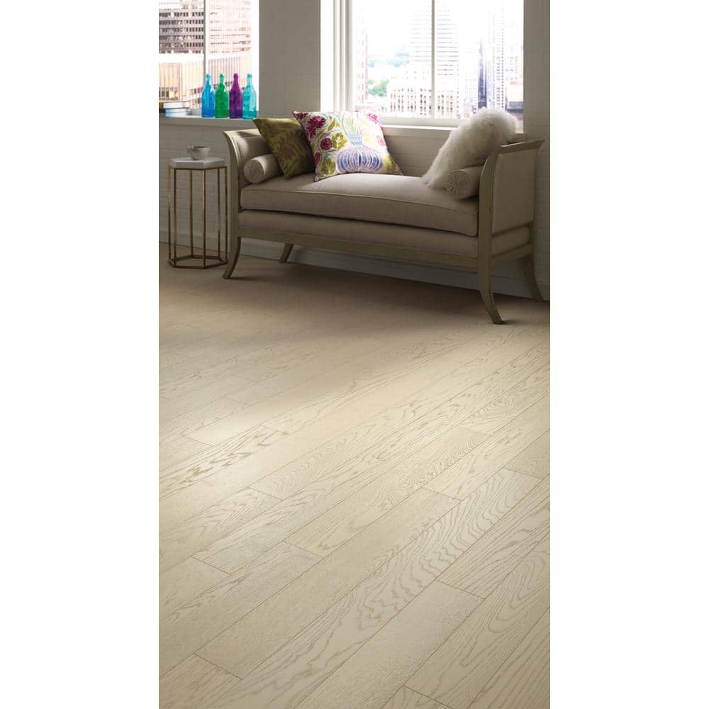 Shaw Morganton Passage White Oak 3/8 in. T X 5 in. W Tongue and Groove Engineered Hardwood Flooring (29.53 sq.ft./case)