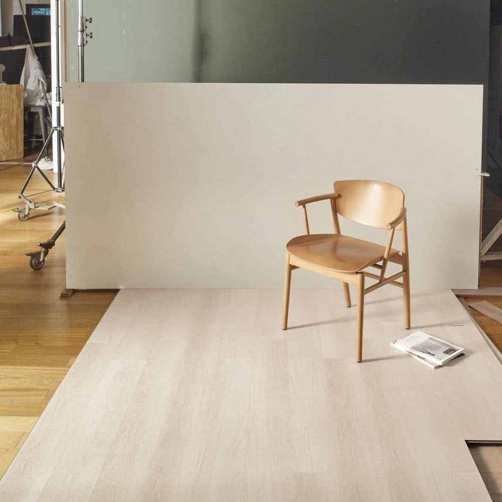 Dekorman Proteco+ Platinum White Oak EIR 12mm T x 6.41" W Uniclic HDF AC4 Waterproof Laminate Wood Flooring (848 sq. ft./pallet)
