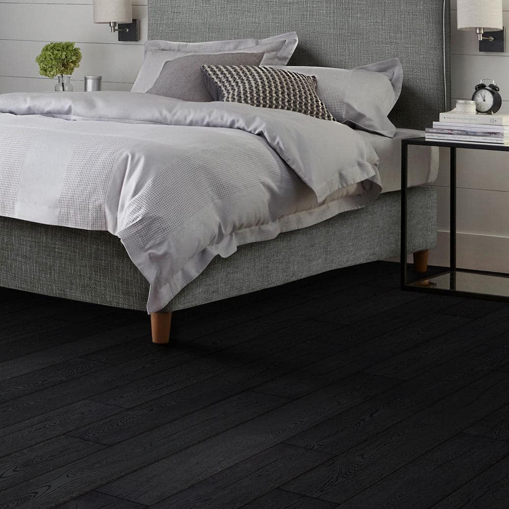 Pergo Outlast+ Pure Black Oak 12 mm T x 7.4 in. W Waterproof Laminate Wood Flooring (19.63 sqft/case)