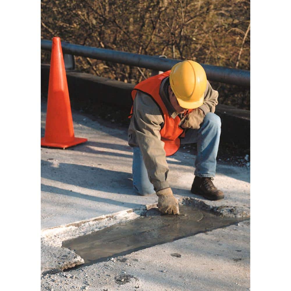 Quikrete 20 lb. FastSet Non-Shrink Grout