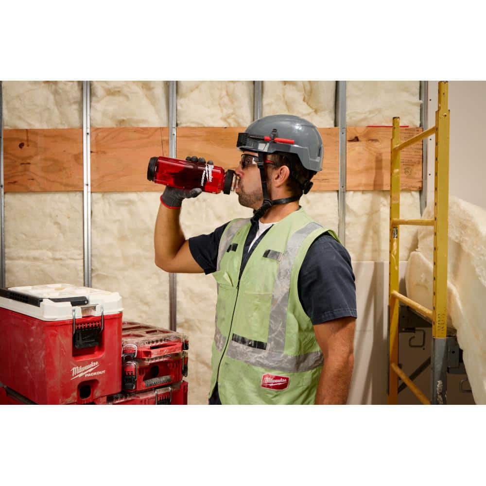 Milwaukee PACKOUT 34 oz. Red Plastic Bottle with Chug Lid