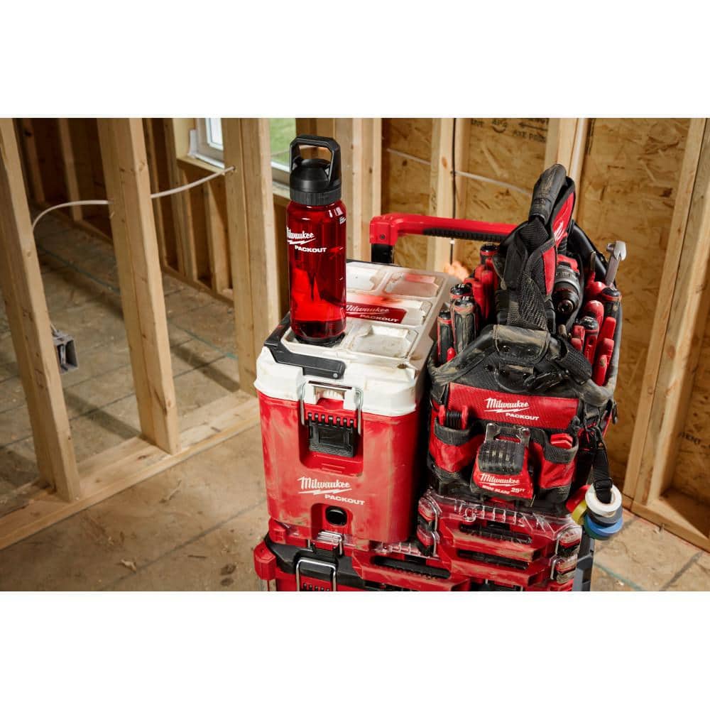 Milwaukee PACKOUT 48 Oz. Red Plastic Bottle with Chug Lid