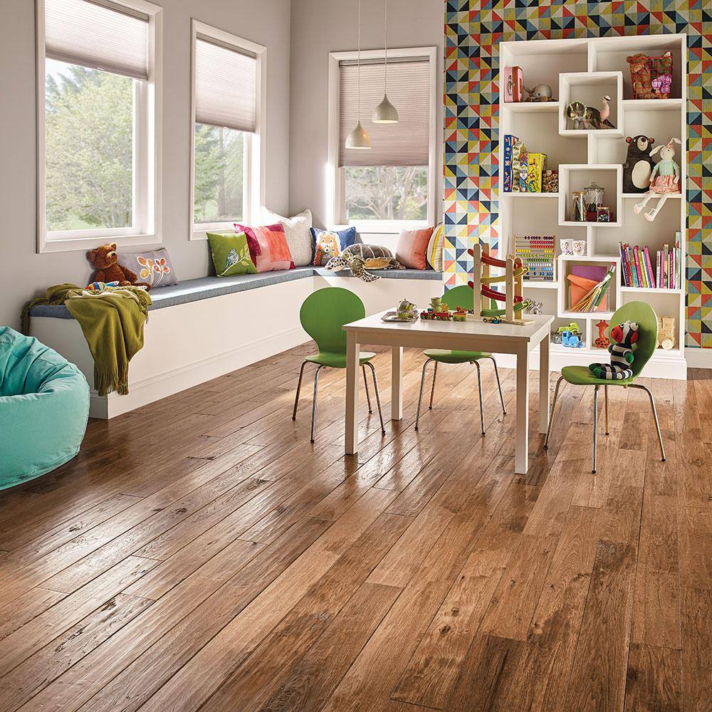 Bruce Revolutionary Rustics Hickory Rich Doeskin 3/4 in. T x 5 in. W x Varying L Solid Hardwood Flooring (23.5 sq.ft./case)