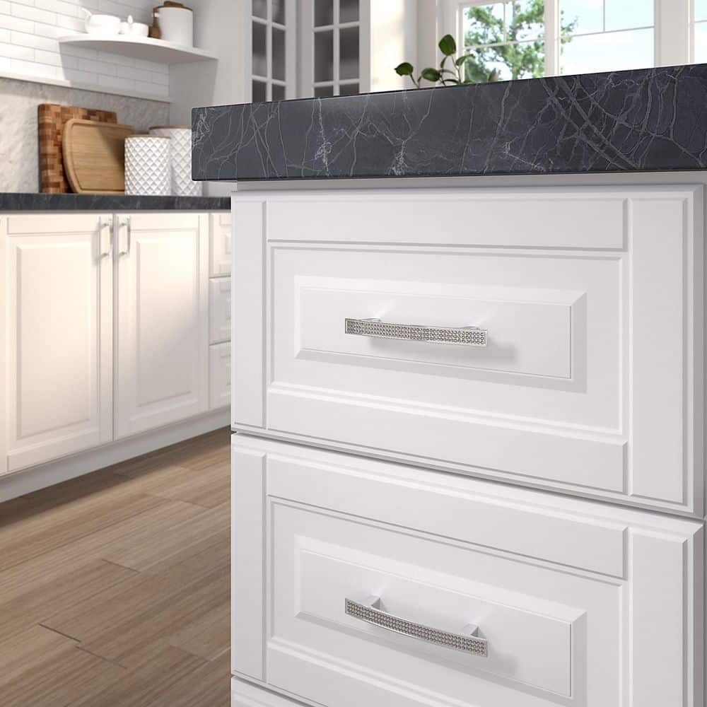 Richelieu Vence 3-3/4 in. (96 mm) Center-to-Center Crystal Chrome Cabinet/Drawer Pull