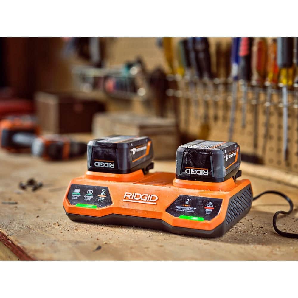 RIDGID 18V Dual Port Simultaneous Charger and 18V 4.0 Ah MAX Output Lithium-Ion Battery Kit