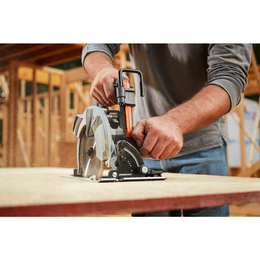 RIDGID 18V 2.0 Ah, 4.0 Ah, 6.0 Ah Lithium-Ion Battery and Charger Starter Kit
