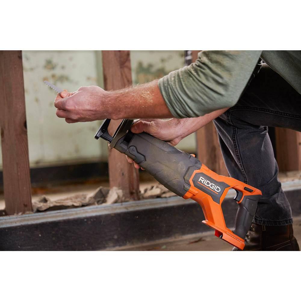 RIDGID 18V Starter Kit with (2) 4.0 Ah MAX Output Batteries and Charger with 18V Brushless Cordless Reciprocating Saw