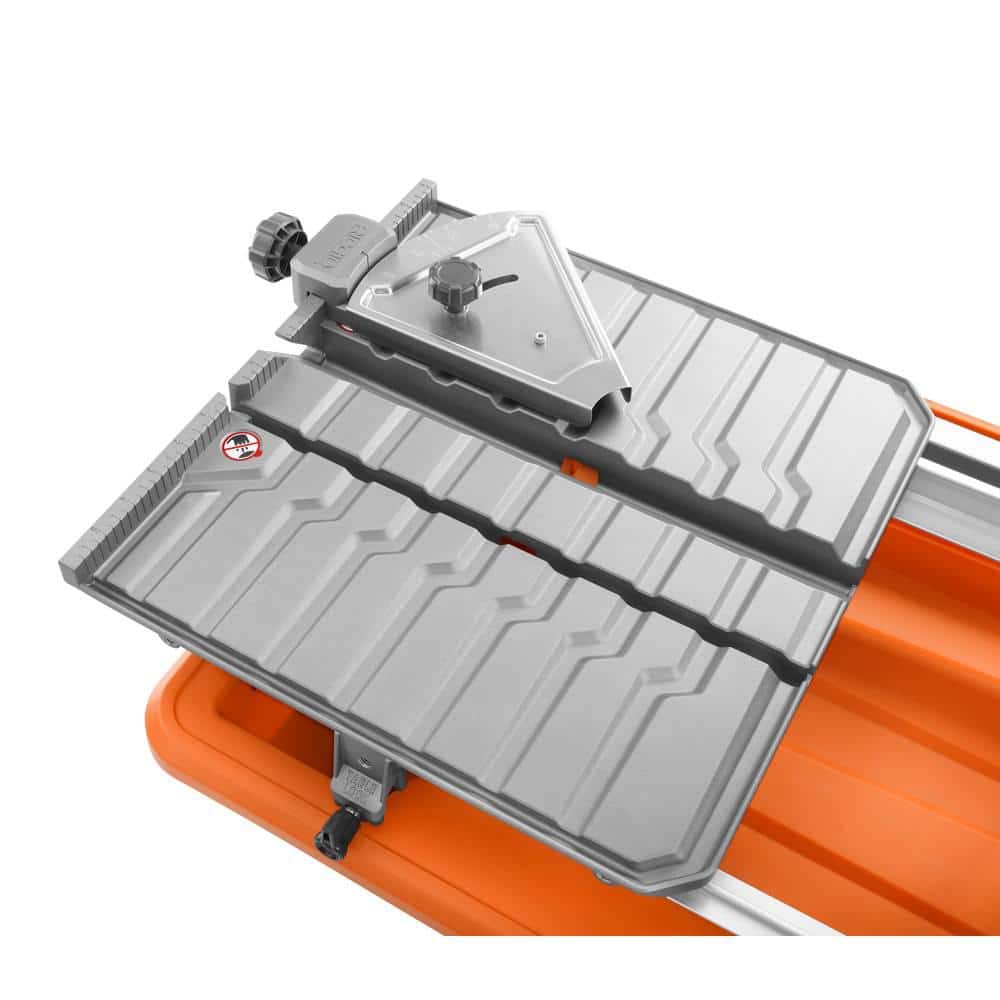 RIDGID 9 Amp Corded 7 in. Wet Tile Saw with Stand (R4031S)