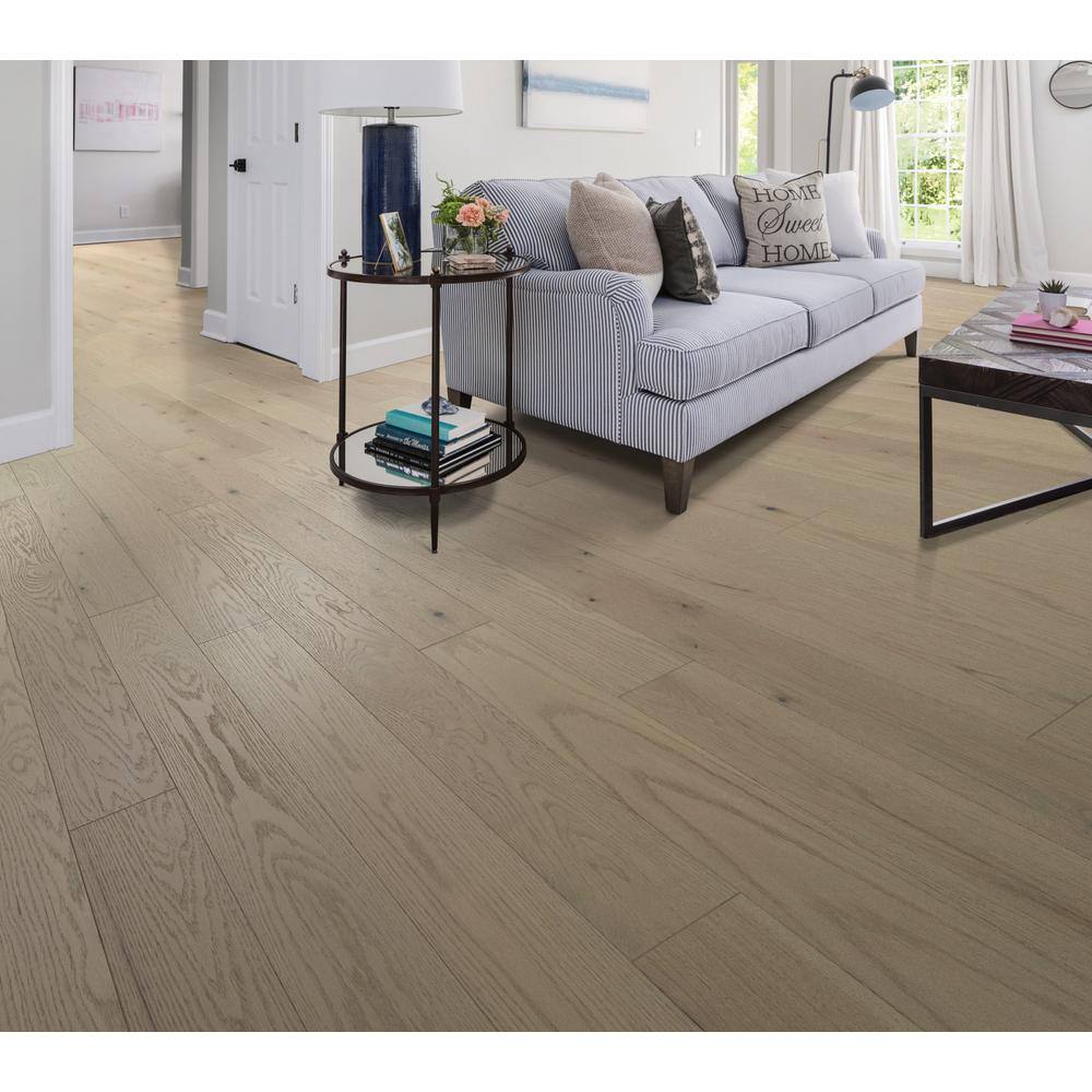 Shaw Serenity Rifle Red Oak 1/2 In. T X 6.38 in. W Tongue and Groove Engineered Hardwood Flooring (25.4 sq.ft./case)