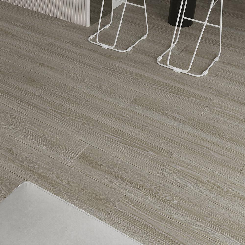 Selkirk Rugged Castello 13 mm T x 7.6 in. W Waterproof Laminate Wood Flooring (17.73 sq. ft./Case)
