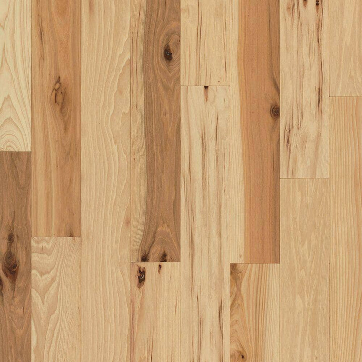 Bruce American Home Rustic Natural Hickory 3/4 in. T x 3-1/4 in. W Smooth Solid Hardwood Flooring (22 sq.ft./ctn)