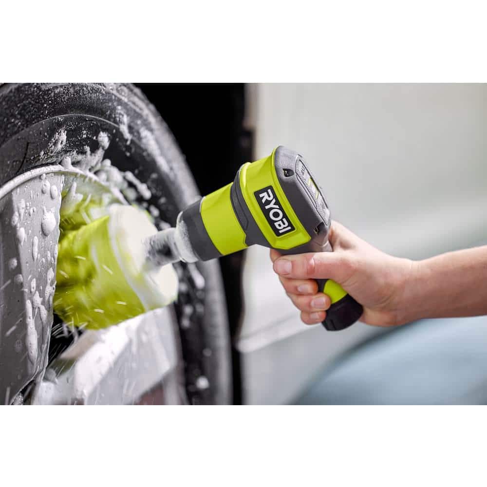 RYOBI USB Lithium Compact Scrubber Kit with Battery, Charging Cord, Medium Bristle Brush, & Scrubber Accessory Kit (11-Piece)