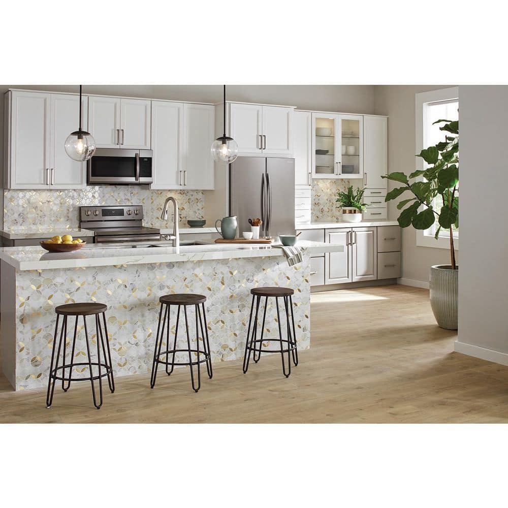 Pergo Outlast+ 7.4 in. W Sandy Cove Oak Laminate Wood Flooring (19.63 sq. ft./case)