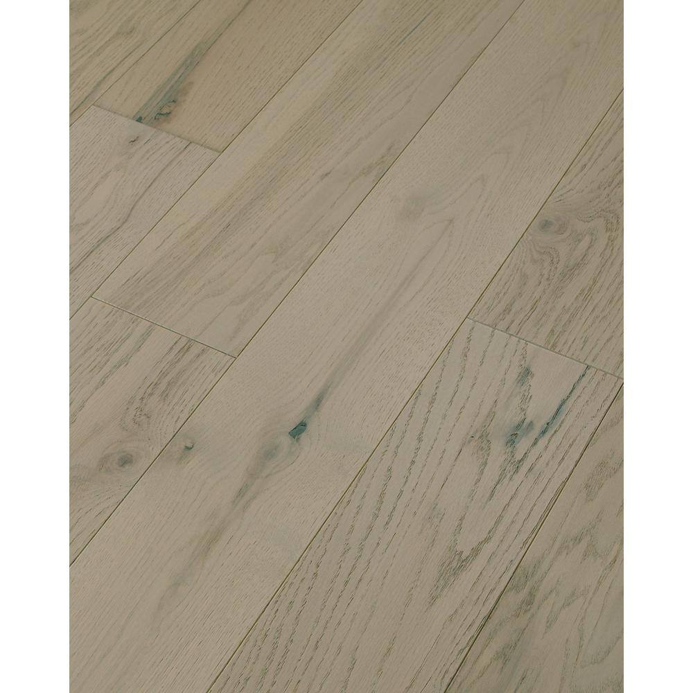 Shaw Pavillion Shire Red Oak 3/8 in. T X 6.3 in. W Tongue and Groove Engineered Hardwood Flooring (30.48 sq.ft./case)