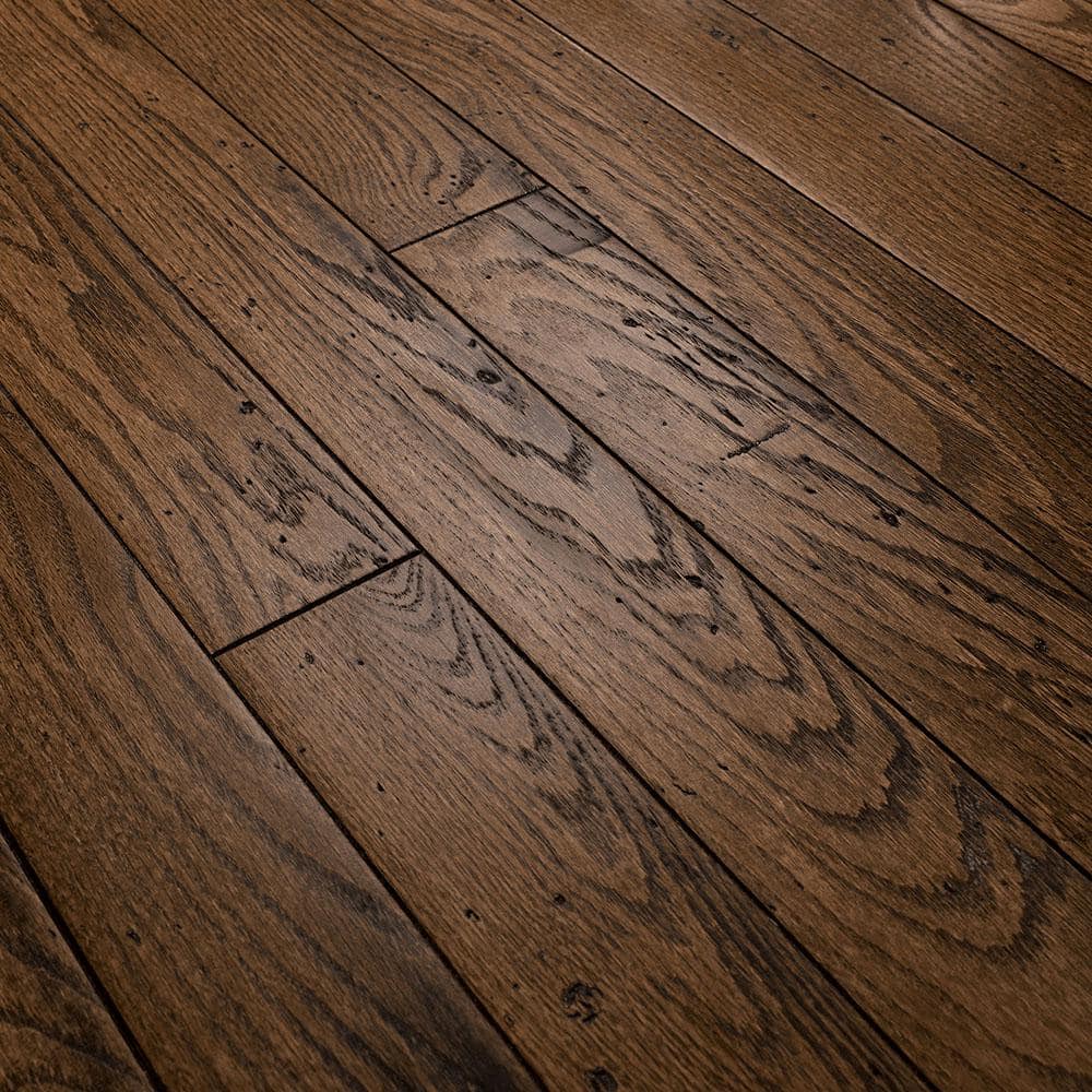 Bruce Revolutionary Rustics Sleeping Bear Oak 3/4 in. T x 3-1/4 in. W Distressed Solid Hardwood Flooring (22 sq.ft./ctn)