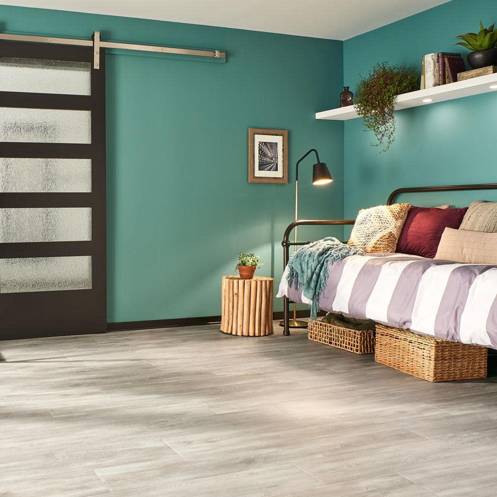 Pergo Outlast+ Soft Oak Glazed 12 mm T x 7.4 in. W Waterproof Laminate Wood Flooring (19.63 sqft/case)