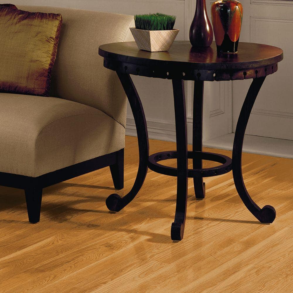 Bruce American Originals Spice Tan Oak 3/4 in. T x 2-1/4 in. W Smooth Solid Hardwood Flooring (20 sq.ft./ctn)