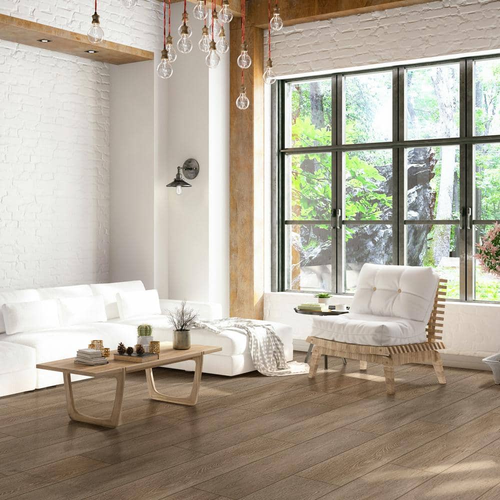 MSI Lauren Springs Oak 9.9 mm T x 7.72 in. W x 47.87 in. L Waterproof Laminate Flooring (17.92 sq. ft./Case)