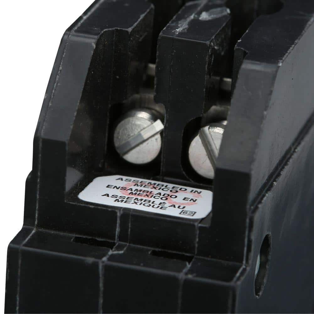 Square D Homeline 2-15 Amp Single-Pole Tandem Circuit Breaker