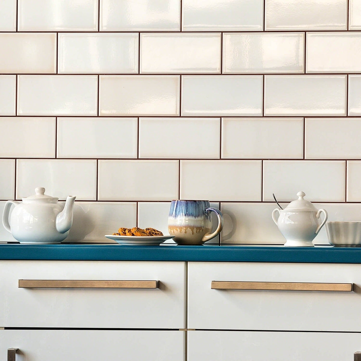 Vector Hueso White 4x8 Polished Ceramic Subway Tile