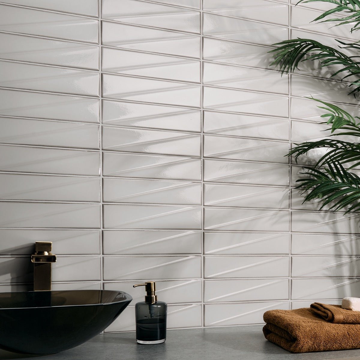 Axelle Ice White 3D Glossy Ceramic Subway Tile - 3x12