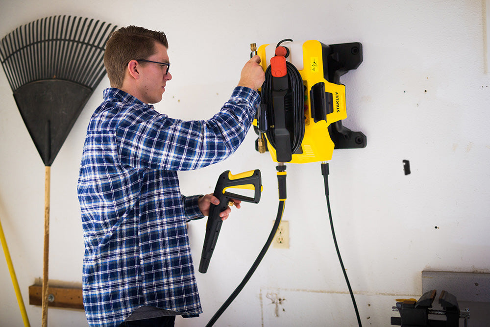 Stanley 2,050 PSI 1.4 GPM Electric Pressure Washer, SLP2050 2-in-1