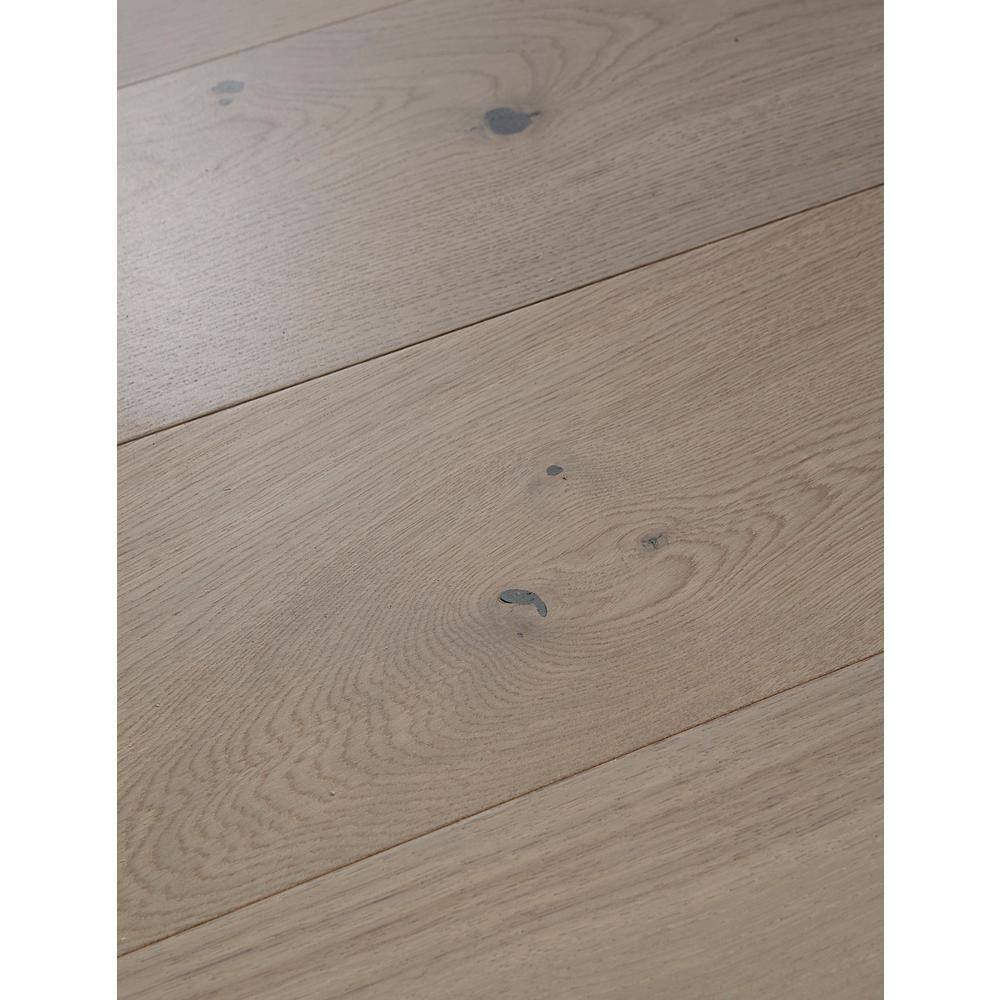 ASPEN FLOORING Stonehenge White Oak 5/8 in. T x 7 in. W Wire Brushed Engineered Hardwood Flooring (25 sqft/case)
