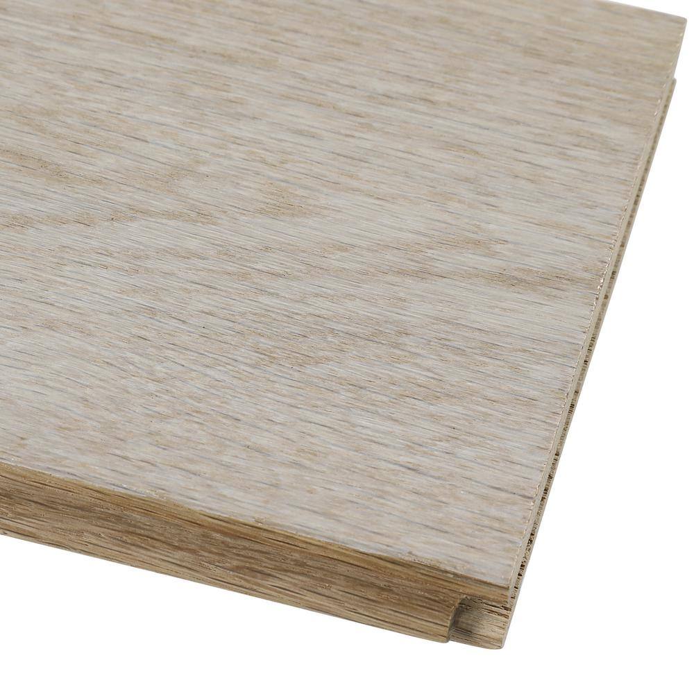 Bruce American Originals Sugar White Oak 3/4 in. T x 5 in. W Smooth Solid Hardwood Flooring (23.5 sq.ft./ctn)