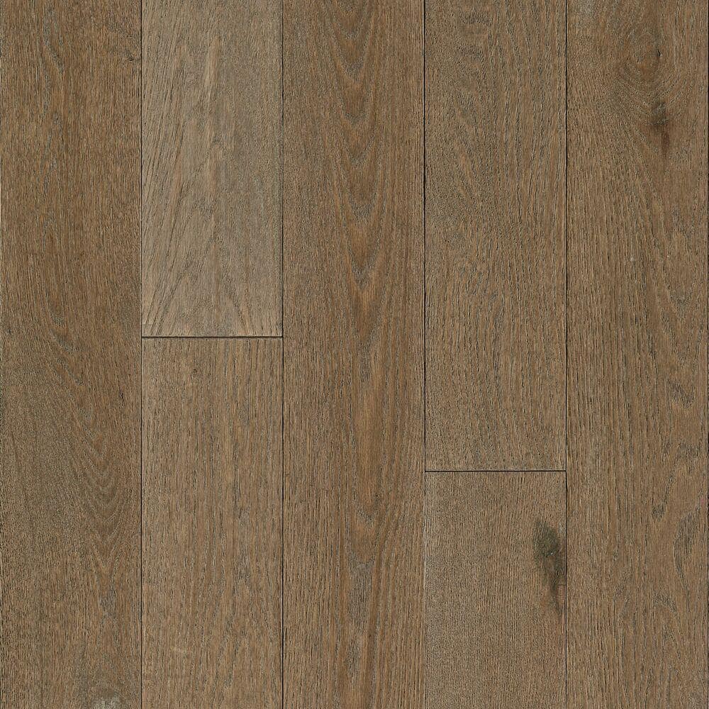 Bruce American Vintage Urban Coastal Red Oak 3/4 in. T x 5 in. W Scraped Solid Hardwood Flooring (23.5 sq.ft./ctn)
