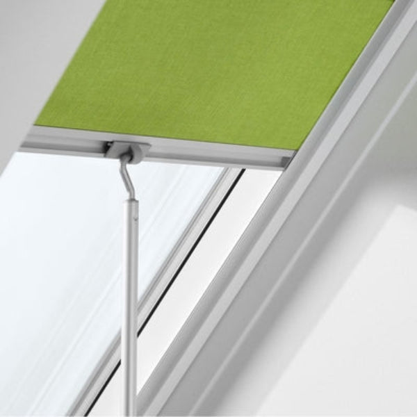 VELUX 4 - 6 ft. Telescoping Control Rod for Manually Operated Skylight Blinds image 2
