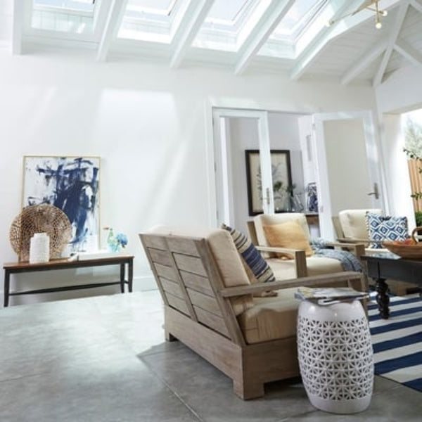 VELUX Solar Powered Venting Deck Mount Skylight - White Solar Powered Shade image 8