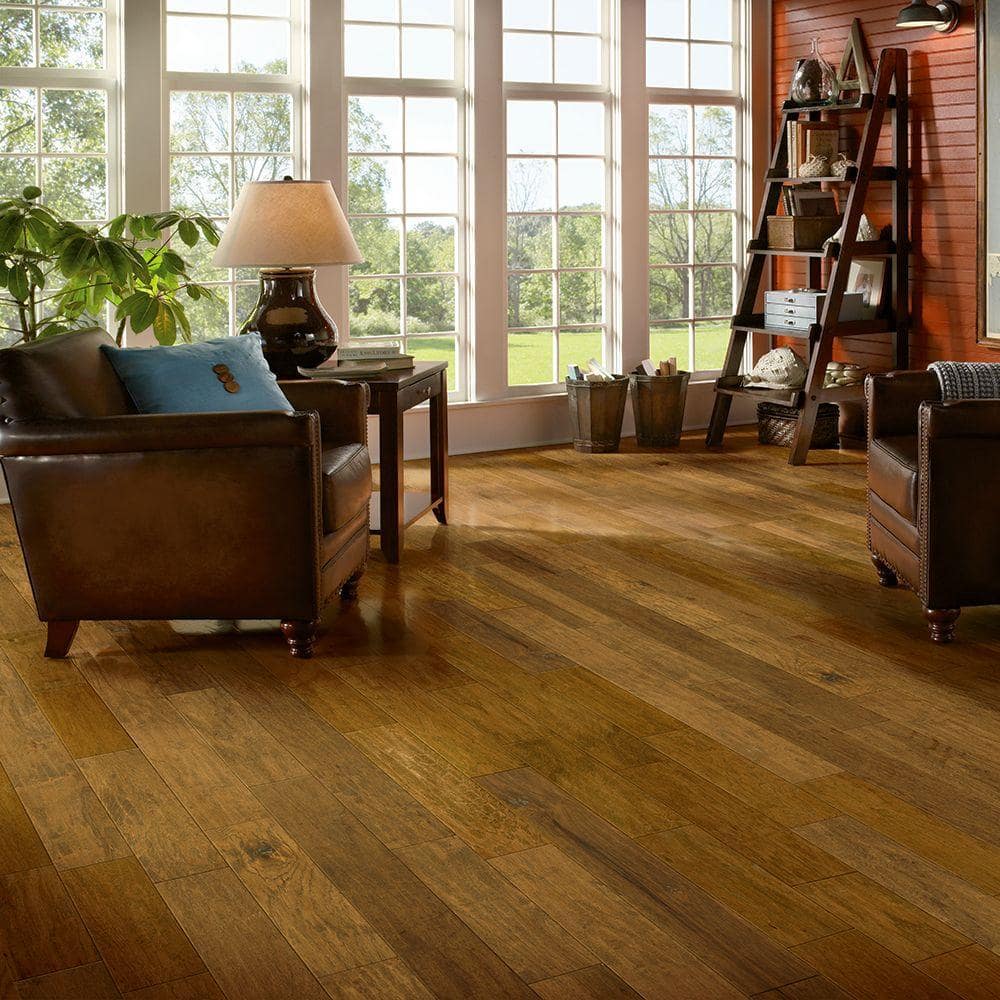 Bruce American Vintage Vermont Syrup Hickory 3/8 in. T x 5 in. W T+G Hand Scraped Engineered Hardwood Flooring (25 sq.ft./ctn)