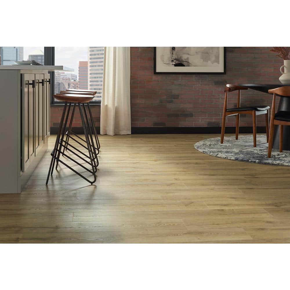 Pergo Outlast+ Vienna Oak 12 mm T x 7.4 in. W Waterproof Laminate Wood Flooring (19.63 sqft/case)