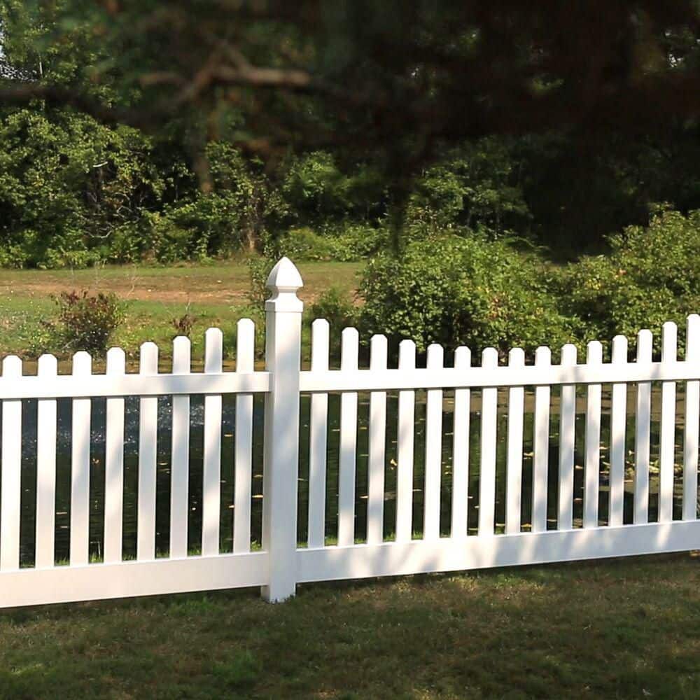 Barrette Outdoor Living Kettle Scallop Vinyl Fence Panel 4 ft. x 8 ft. - White