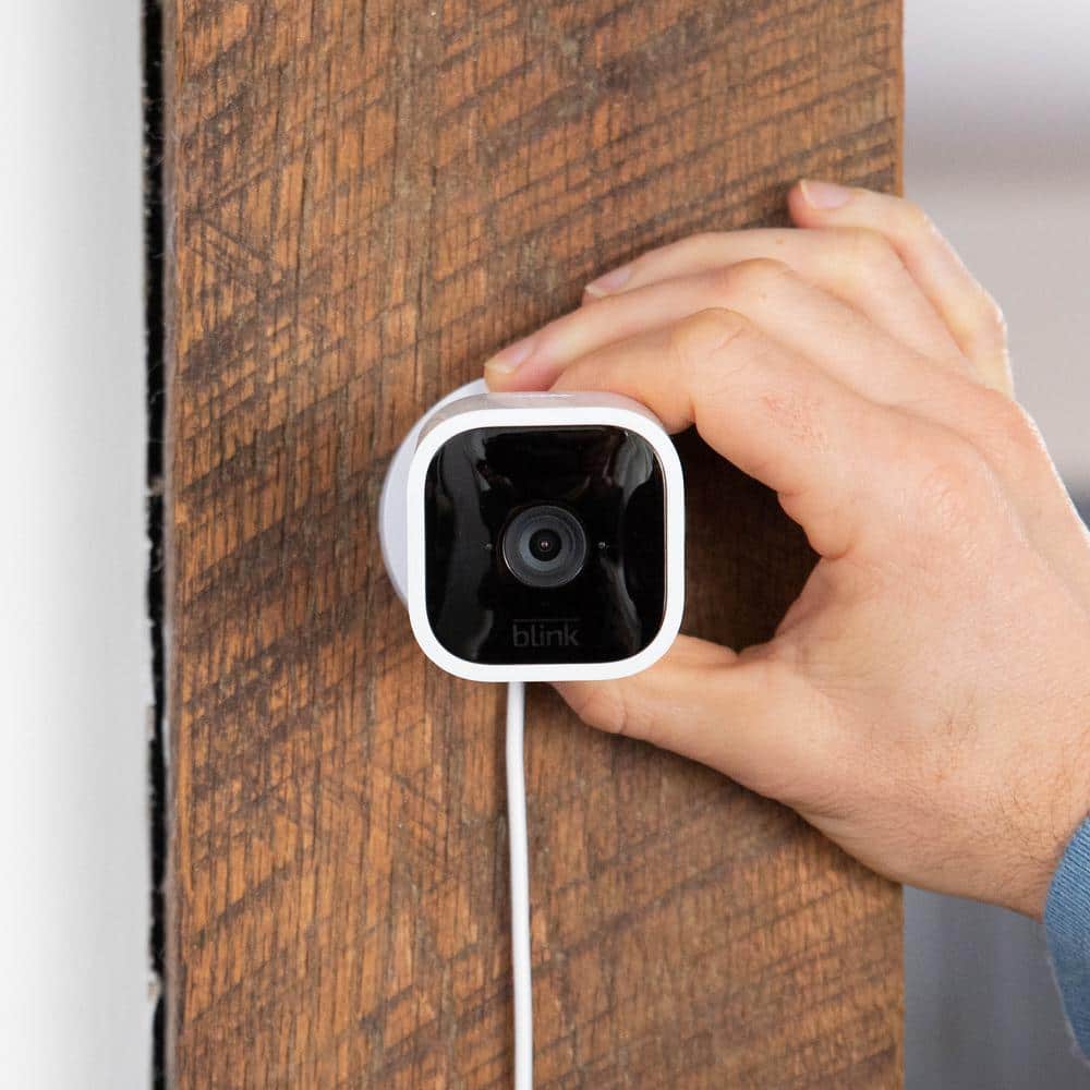 Blink Mini Indoor Wired 1080p Wi-Fi Security Camera in White