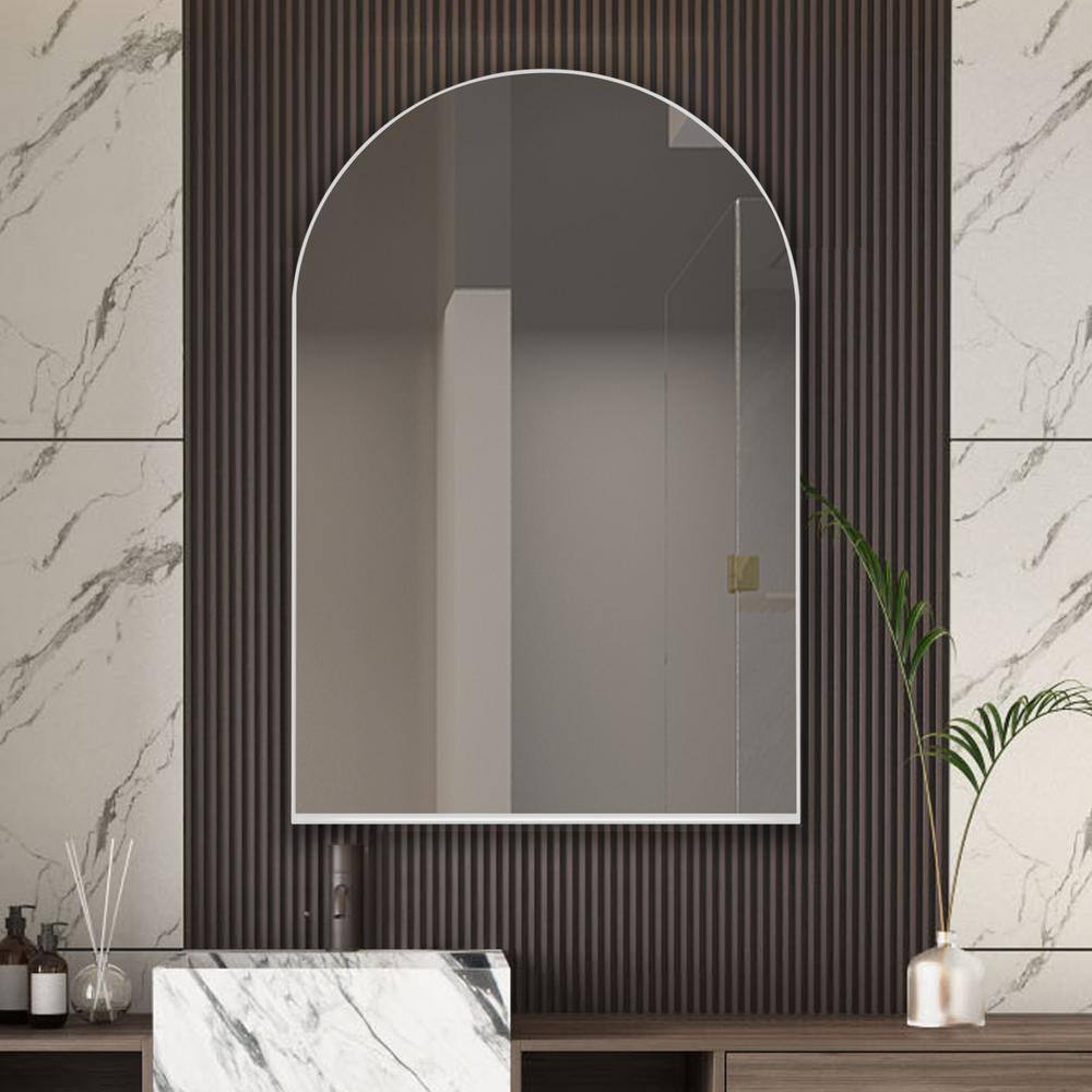 COWLOWN 24 in. W x 36 in. H White Arched Metal Framed Recessed Bathroom Medicine Cabinet with Mirror and Adjustable Shelves