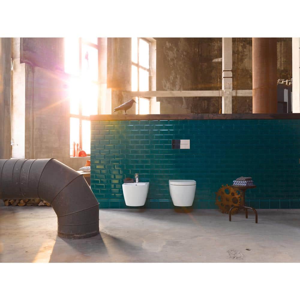 Duravit ME by Starck Wall-Mounted Bidet in White with Vertical Spray