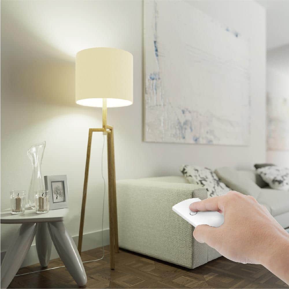 Link2Home Wireless Indoor Remote Control Outlet Switch with 1 RCV and 1 Remote