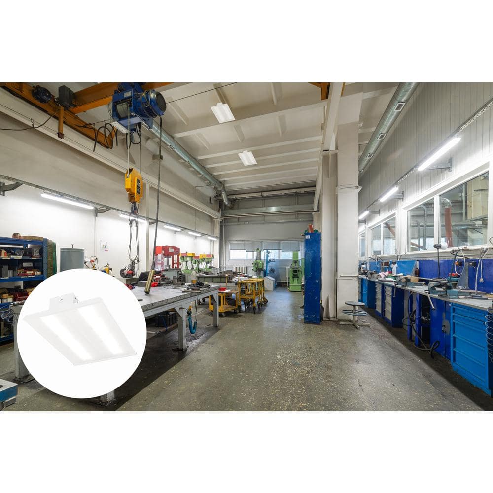 Lithonia Lighting IBE 1.5 ft. 200-Watt Equivalent Adjustable Lumen and CCT Integrated LED White High Bay Light