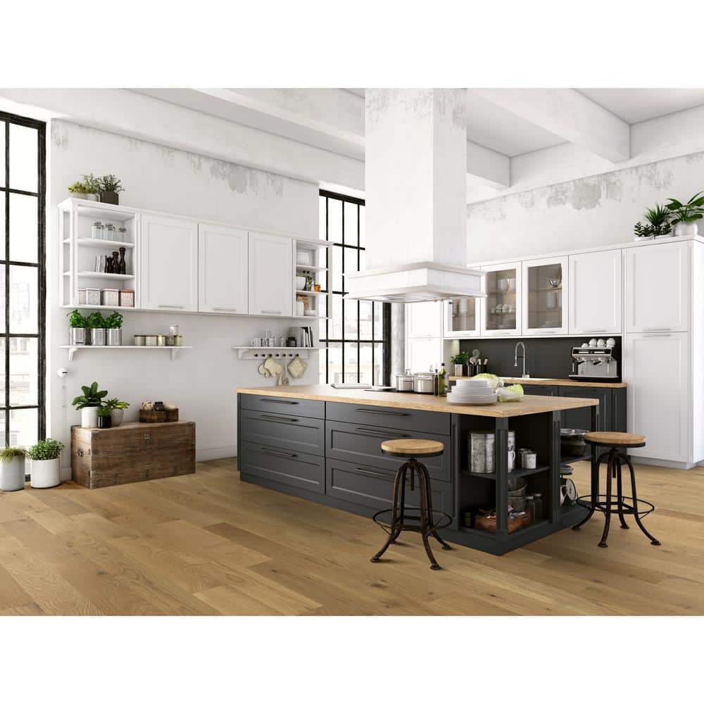 Blue Ridge Hardwood Flooring Castlebury Wimborne Eurosawn White Oak 3/4 in. T x 5 in. W x Wire Brushed Solid Hardwood Flooring (20 sq.ft./case)