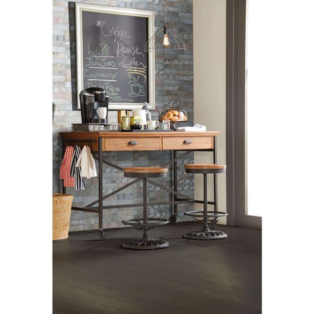 Shaw Bradford 5 Winchester Red Oak 3/8 in. T X 5 in. W Tongue and Groove Engineered Hardwood Flooring (23.66 sq.ft./case)
