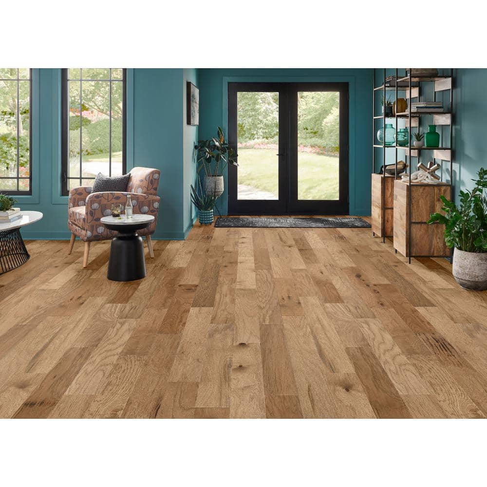 Bruce Time Honored Saddle Hickory 3/8 in. T x 6 in. W Click Lock Wire Brushed Engineered Hardwood Flooring (30.6 sq.ft./ctn)