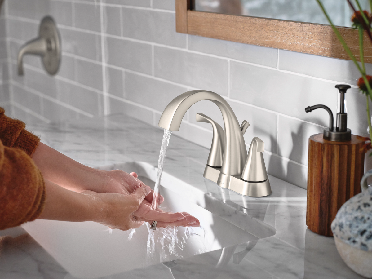 Moen Oxby Spot Resist Brushed Nickel 2‑Handle 4‑in Centerset WaterSense Bathroom Sink Faucet with Drain